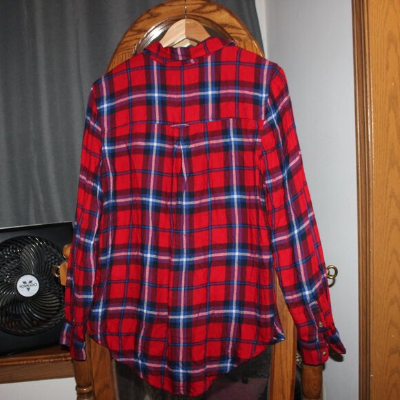American Eagle Boyfriend Fit Flannel - Picture 7 of 9